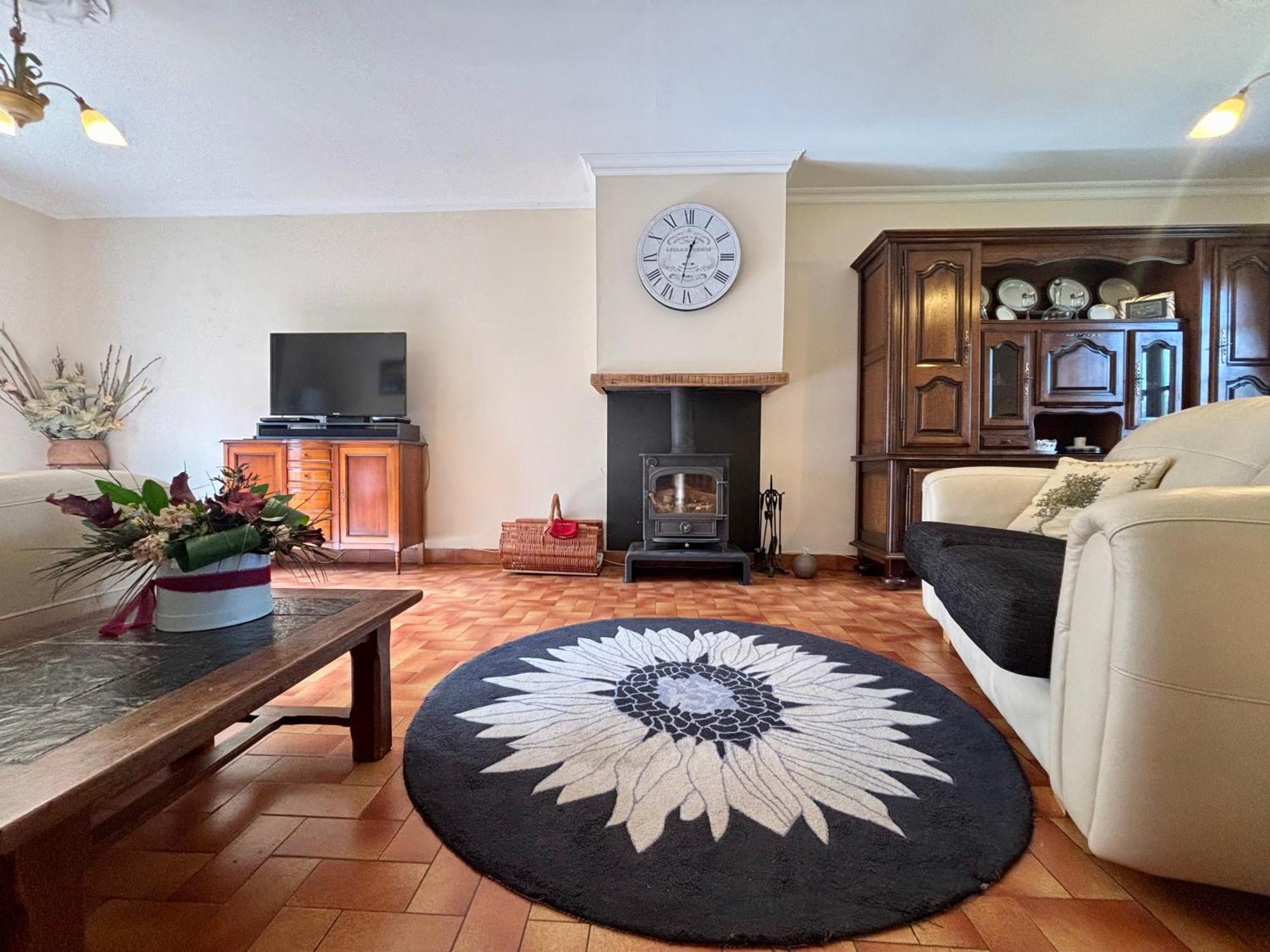 Fontaine Blanche River View, Large Patio & Garden In Central Brittany With Starlink Wifi Treffrin Екстериор снимка
